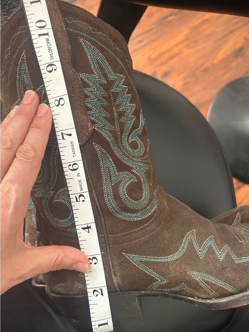 Vintage OLD GRINGO! Brown Suede Boots with Turquoise Trim - Picture 3 of 9